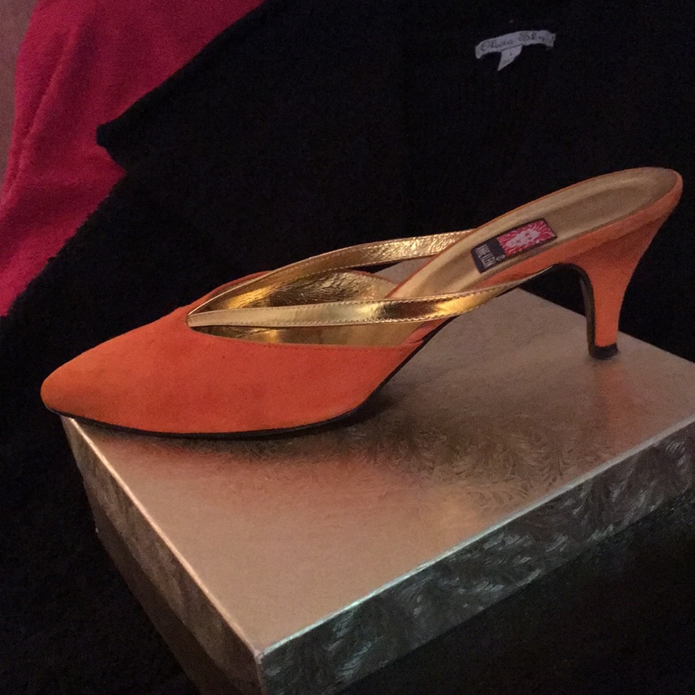 Authentic Anne Klein - Picture 2 of 4